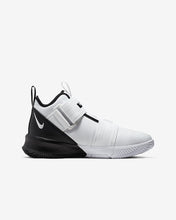 Load image into Gallery viewer, LeBron Soldier 13