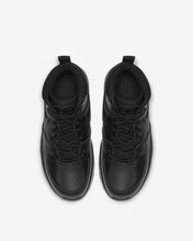 Load image into Gallery viewer, Nike Manoa LTR