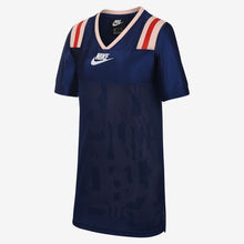 Load image into Gallery viewer, Nike Sportswear