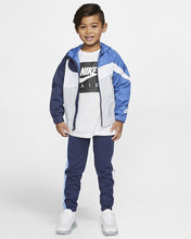 Load image into Gallery viewer, Nike Sportswear Windrunner