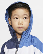 Load image into Gallery viewer, Nike Sportswear Windrunner