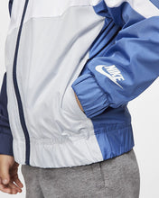 Load image into Gallery viewer, Nike Sportswear Windrunner