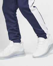 Load image into Gallery viewer, Nike Therma