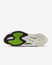 Load image into Gallery viewer, Nike Zoom Gravity